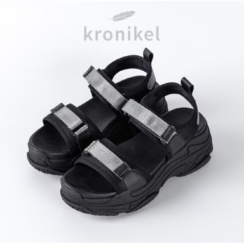 PRELOVED KRONIKEL SKYLAR SANDAL TINGGI TALI WANITA CHUNKY CONCERT SENDAL HITAM BLACK SILVER