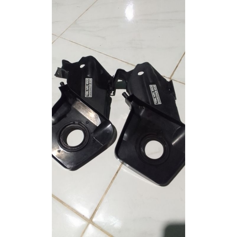17575-k59-A10 cover tutup tangki cover fuel tangki Vario 125 150 led esp 2015-2017 original cabutan