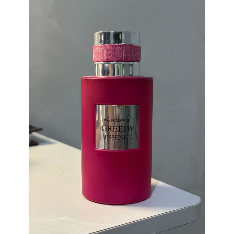 preloved PARFUME WEIL GREEDY ESSENCE  EDP 100 ML