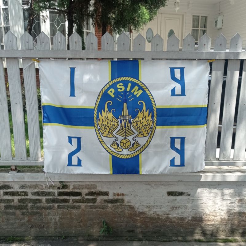Bendera PSIM Yogyakarta
