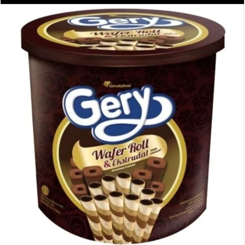 

Snack Gerry Wafer Roll Kemasan Toples Ember