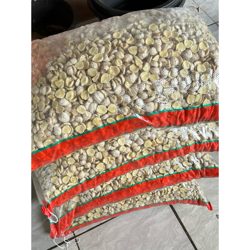 

KEMIRI PECAH/BELAH 2 GROSIR 1 KARUNG||15kg