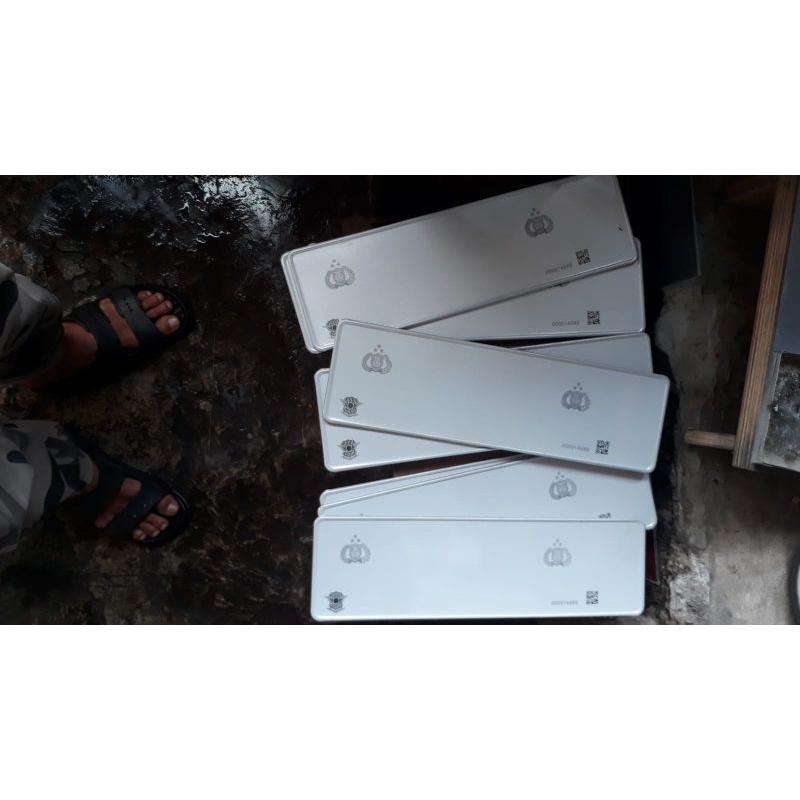 Bahan Plat Mobil Reflektif Barcode