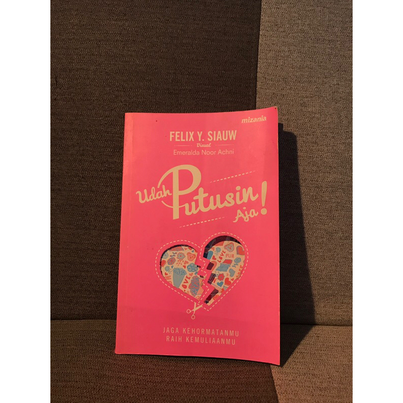 [PRELOVED] Buku Udah Putusin Aja