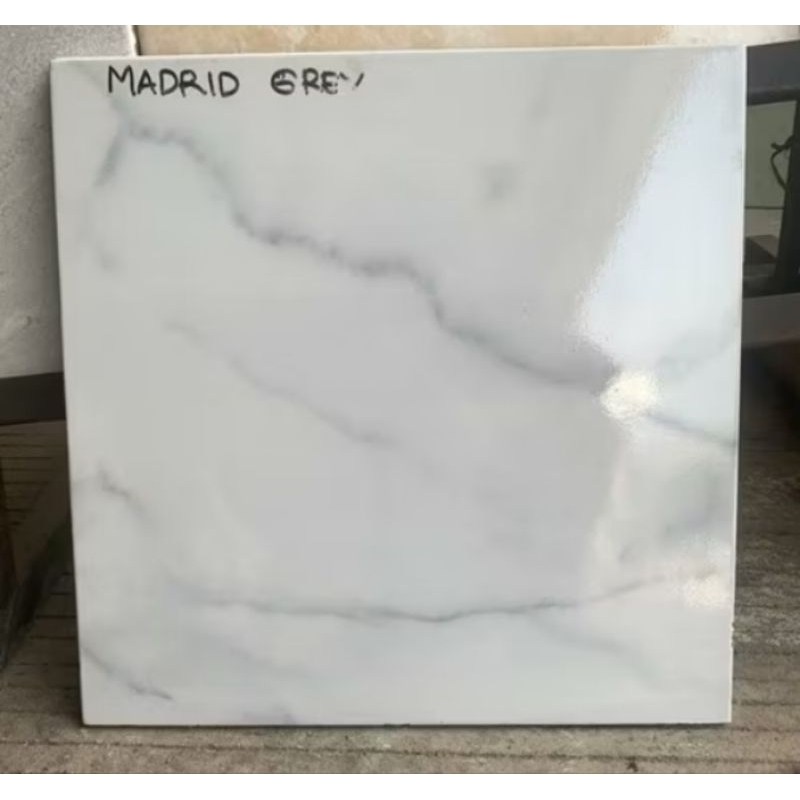 Asia Tile Madrid Grey 40x40 kilap