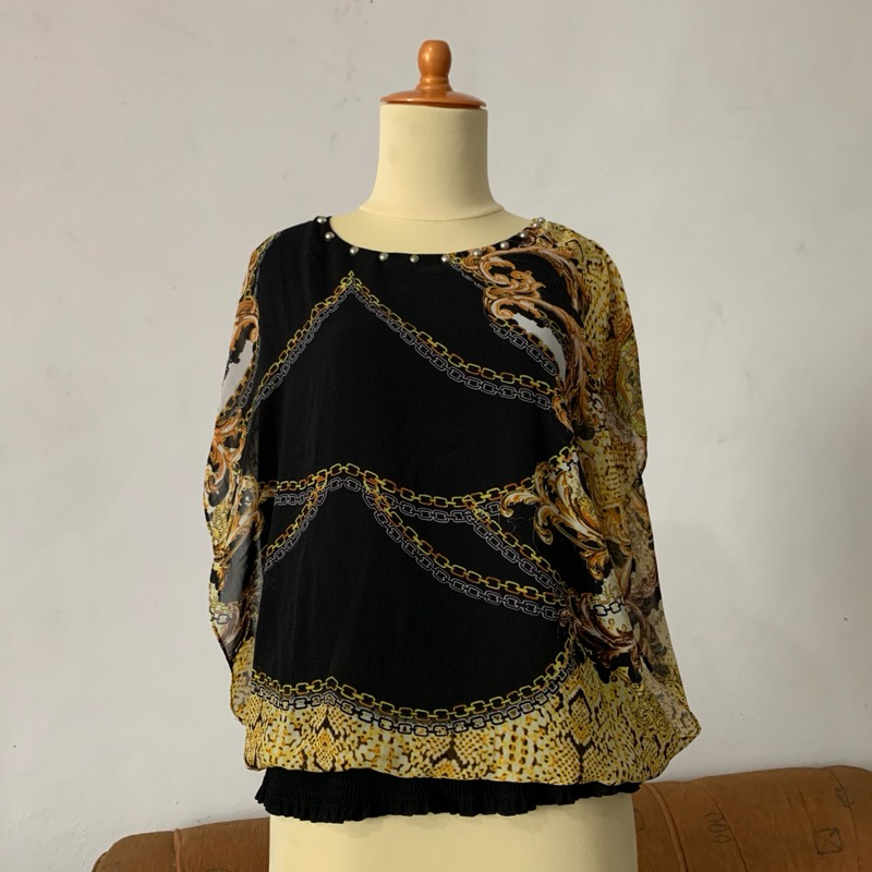 PRELOVED ATASAN BLOUSE WANITA HITAM PREMIUM