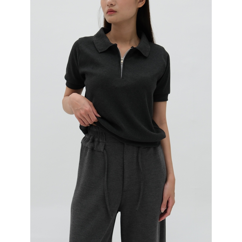 Kaos Polo Wanita | Arle Knitted Top | HULM