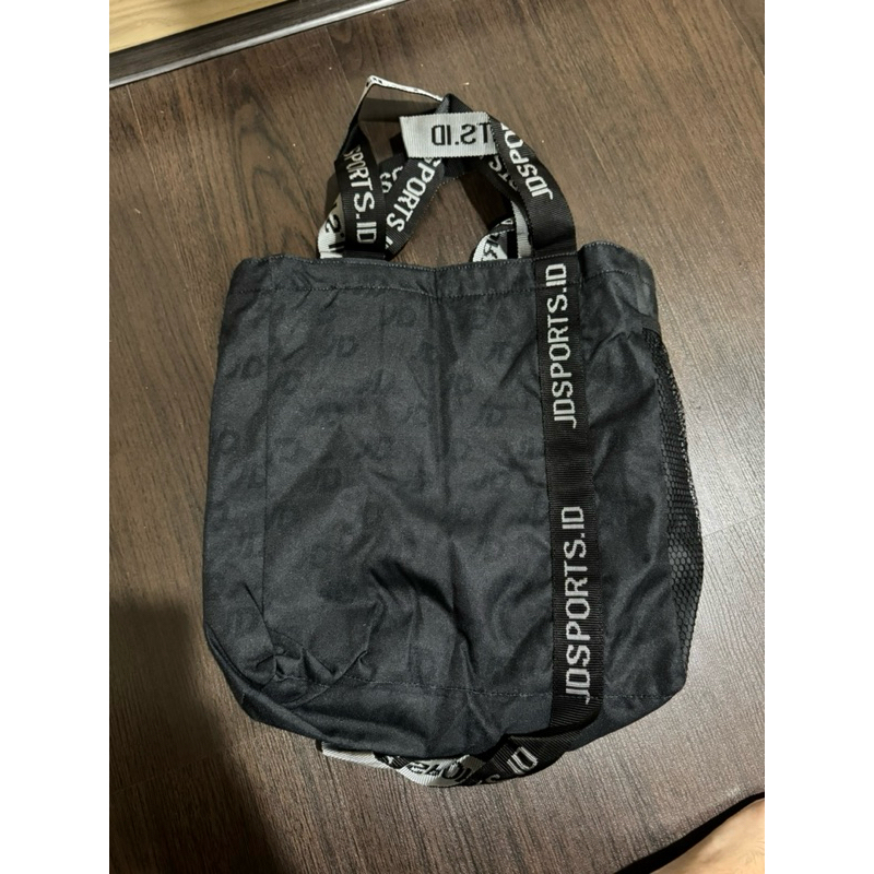 jdsportsid jd sports id jdsports totebag tote bag tas jinjing messenger black hitam travel unisex pr