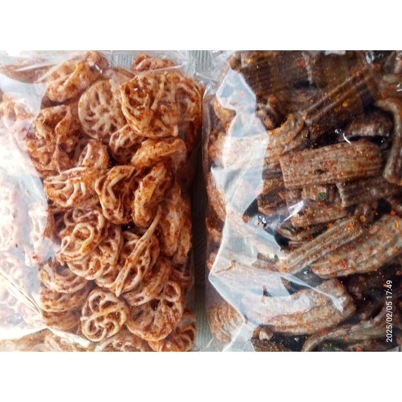 

paket bunling 1kg jf 500 gr kerupuk pedo 500 gr kerupuk jengkol rasa pedas daunjeruk