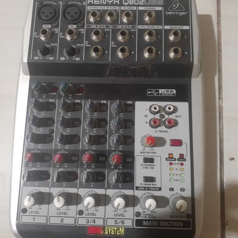 Mixer Behringer xenyx q802 6 channel (second)