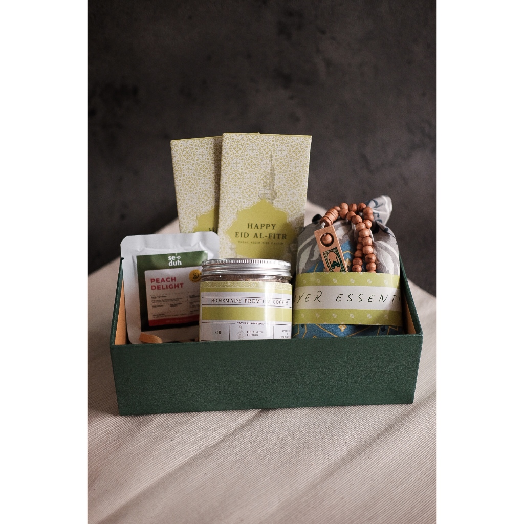 

Basic Berkah - Blessing Box | Customize Hampers | Hampers Lebaran | Hampers Murah