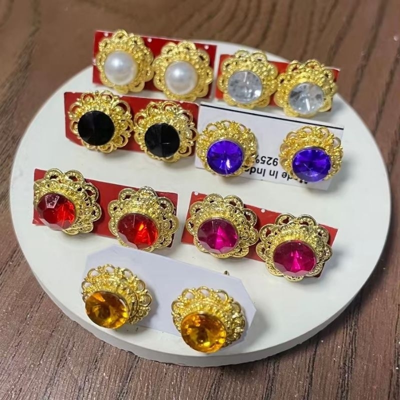 𝐌𝐚𝐦𝐨𝐦𝐚.𝐭𝐡𝐢𝐧𝐠𝐬 - Anting Subeng Bali Kebaya Tradisional
