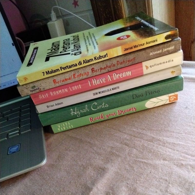 BUKU PRELOVED ORIGINAL / BUKU BEKAS ORIGINAL / BUKU ISLAMI / BUKU FIKSI / BUKU NON FIKSI