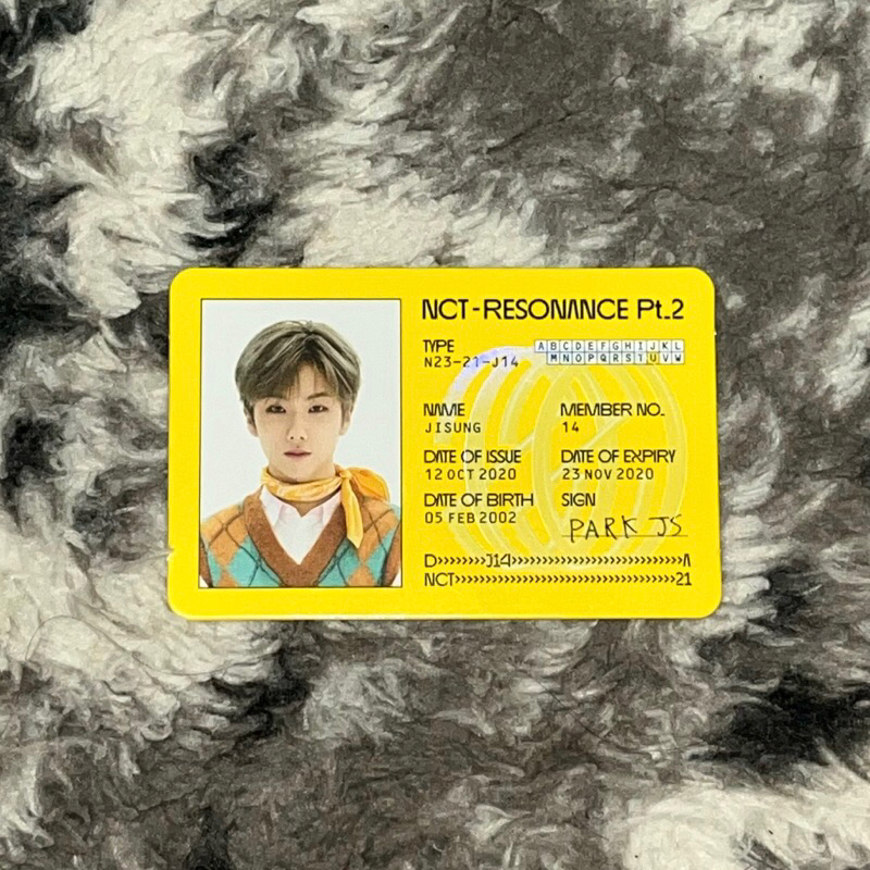 WTS photocard jisung resonance pt.2 id card
