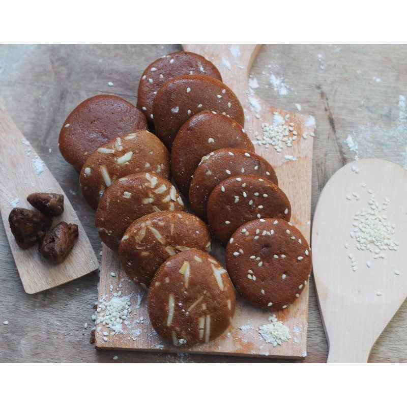 

Kue Gambang/Kue Jadoel/Kue Jadul 150 gram isi 10