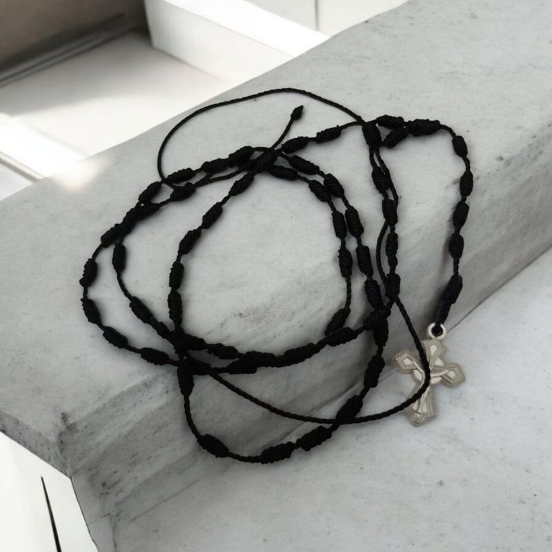 Rosario Simpul Filipino Thiny Hitam