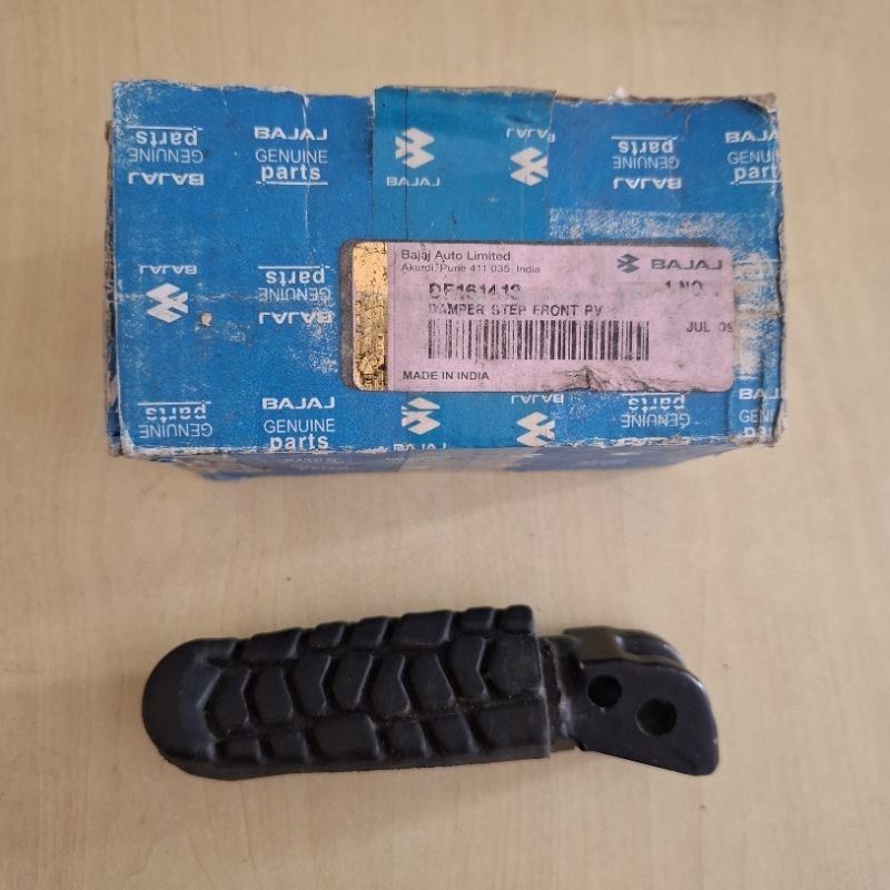 FOOTSTEP DEPAN KTM DUKE RC 200 250 390 FOOT STEP DEPAN KANAN KELUARAN 2012 - 2014