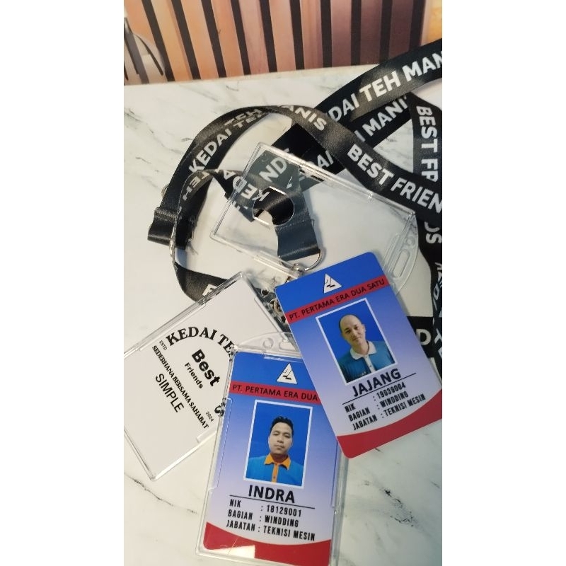 

SATU SET LANYARD + ID CARD + CASING