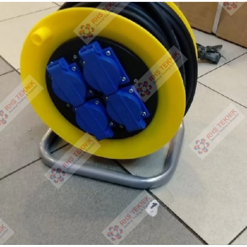 Kabel roll stopkontak 3 x 2.5mm 15M SNI IP44