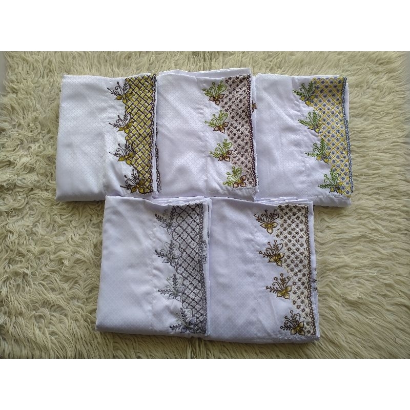 Al mukhtar mukena syar'i