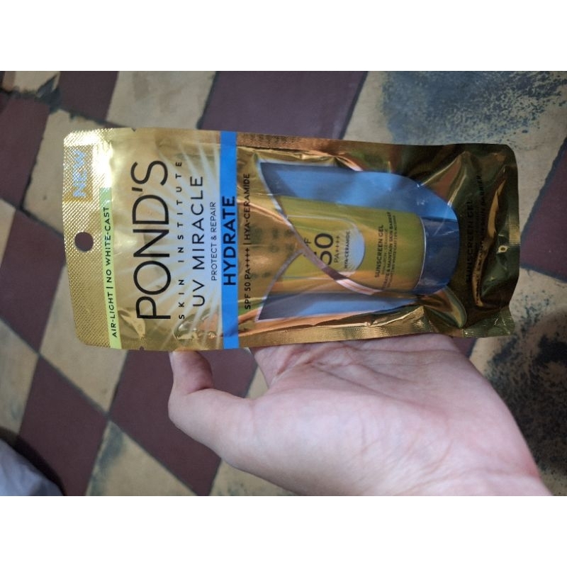 ponds sunscreen hydrate spf 50 PA ++++