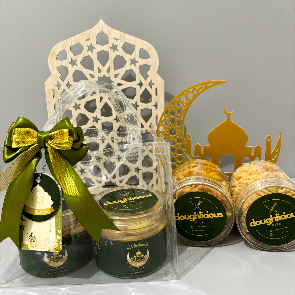 

HAMPERS LEBARAN KUE KERING WIJSMAN [doughlicious.bite] WISMAN PREMIUM EID MUBARAK HARI RAYA IDUL FITRI PUASA GIFT PARSEL PARCEL HADIAH SAGU KEJU LIDAH KUCING KASTENGEL PUTRI SALJU KUE MEDE MURAH TERJANGKAU EKONOMIS ENAK BANDUNG NATAL CHRISTMAS IMLEK CNY