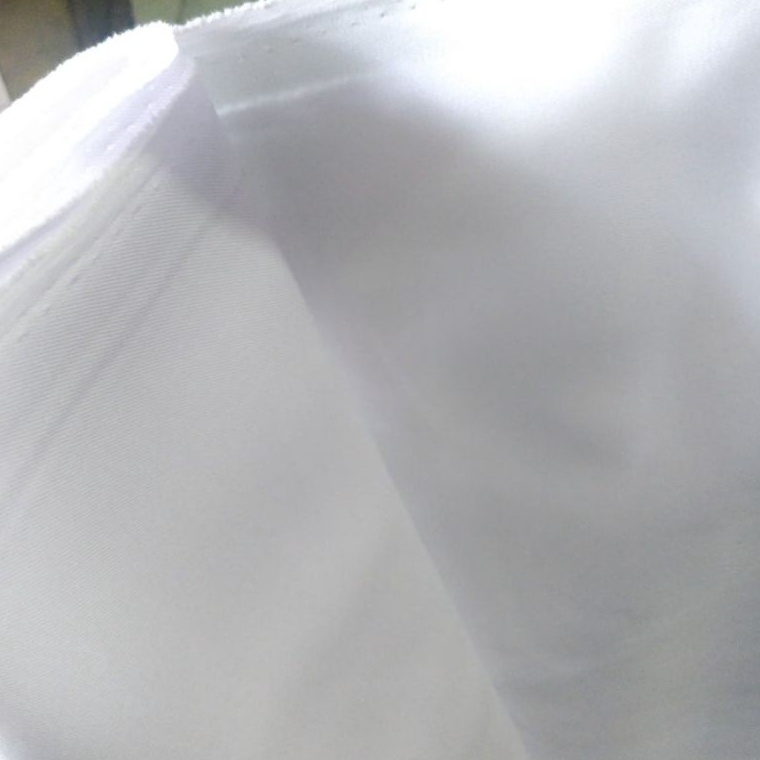 KODE U56I kain tetoron warna putih per meter