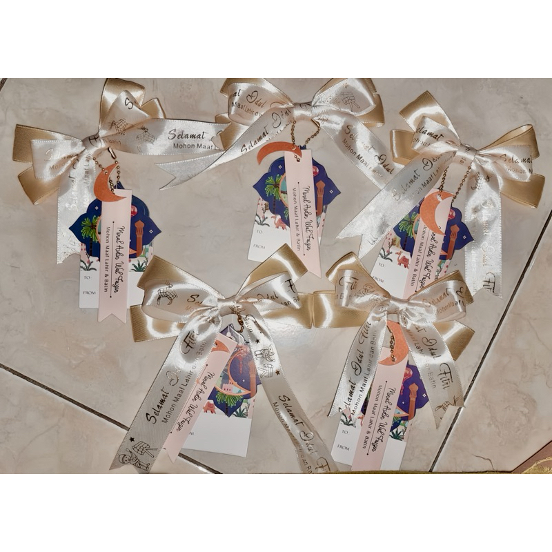 

Hang Tag Hampers, Hang Tag Parcel, Pita Hampers, Dekorasi Hampers, Hiasan Hampers, Kartu Ucapan Lebaran, Tag