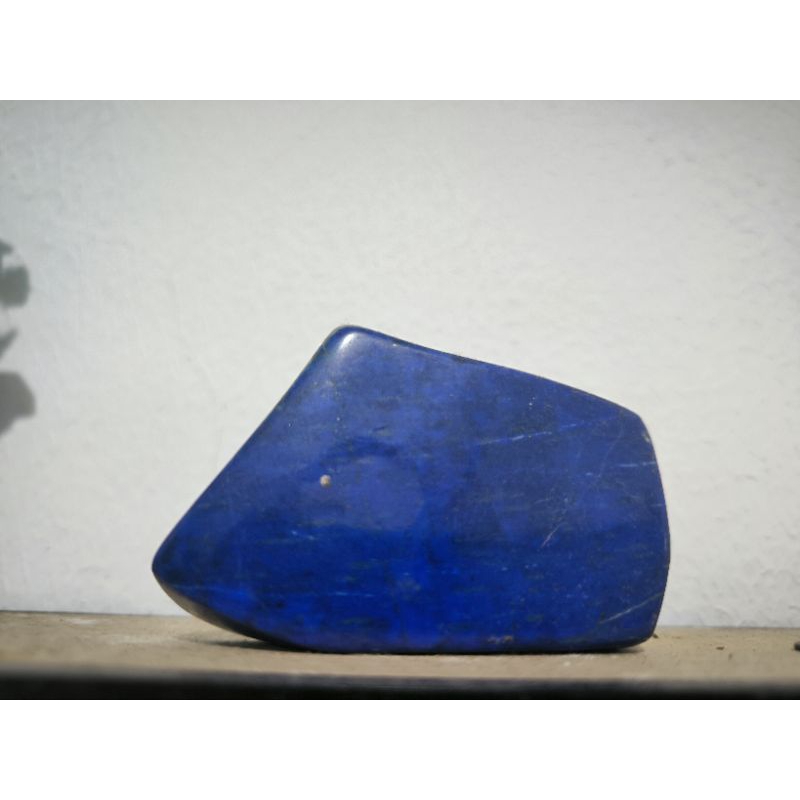 lapis lazuli serat emas