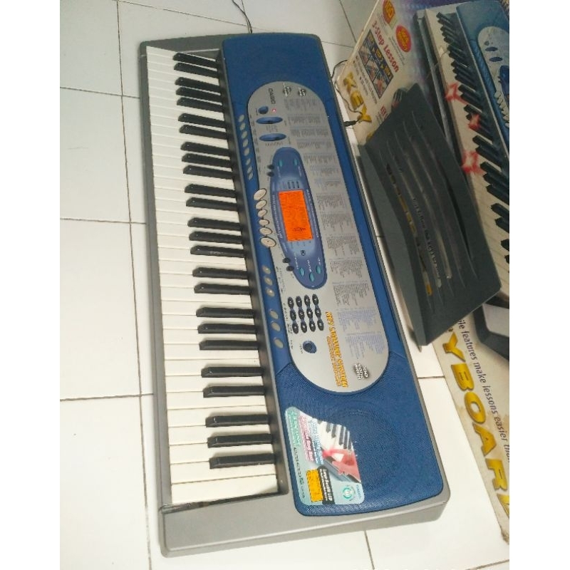 keyboard,piano casio lk65,normal second
