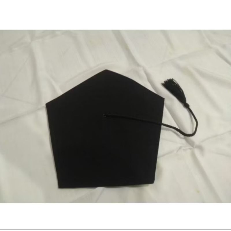 Topi toga Dewasa Tali Hitam