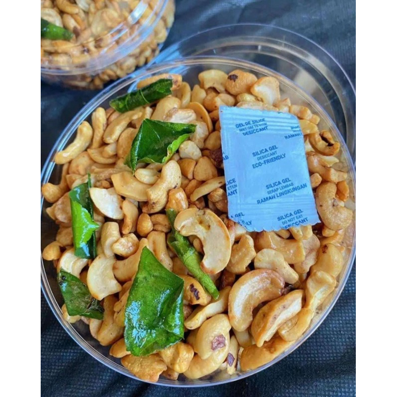 

kacang mete mateng toples 250gr