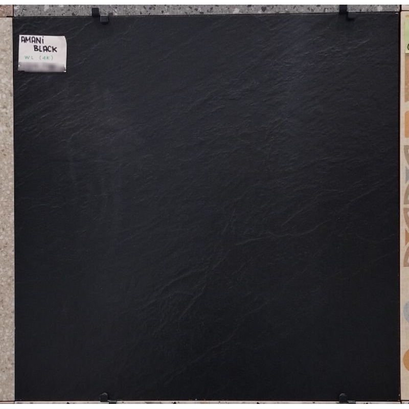 GRANIT 60X60 MATT & KASAR