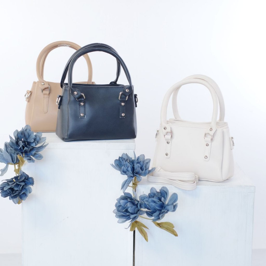 Celine bag / Tas wanita / Tas selempang / Slingbag/ Tas kekinian