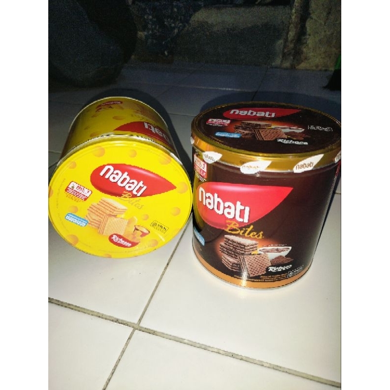 

richeese nabati kaleng