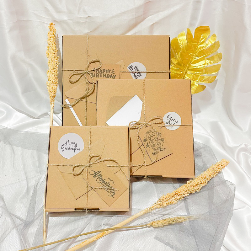 

Paket B Packaging Hampers Olshop | BOX HAMPERS | Gift Box | Hampers Box | Kotak Kado | Dus Kado