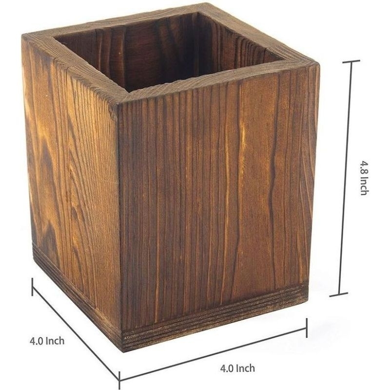 

tempat pensil/ alat tulis.