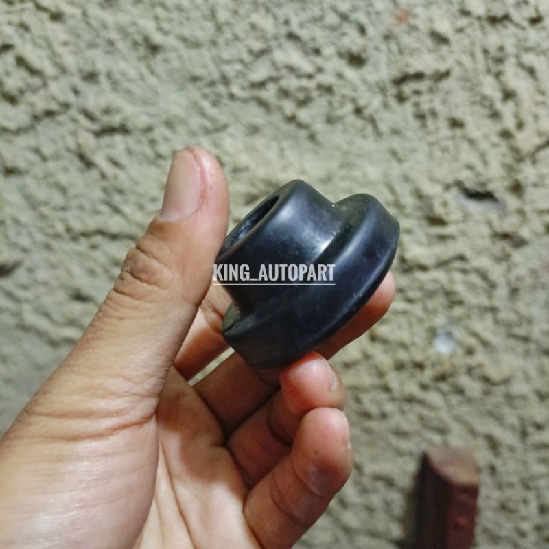 karet stabil strutbar mazda 808