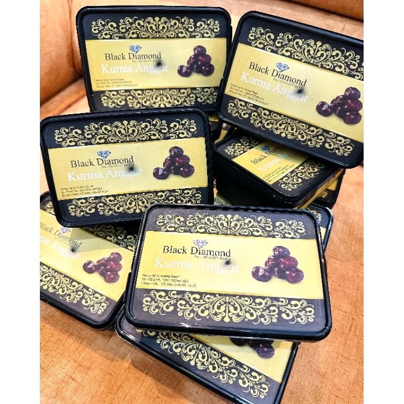 

Kurma anggur black diamond