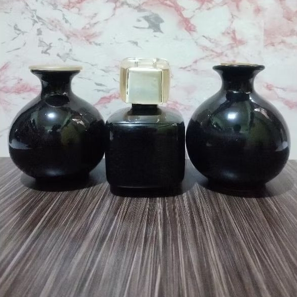 botol pjgan porselen antik