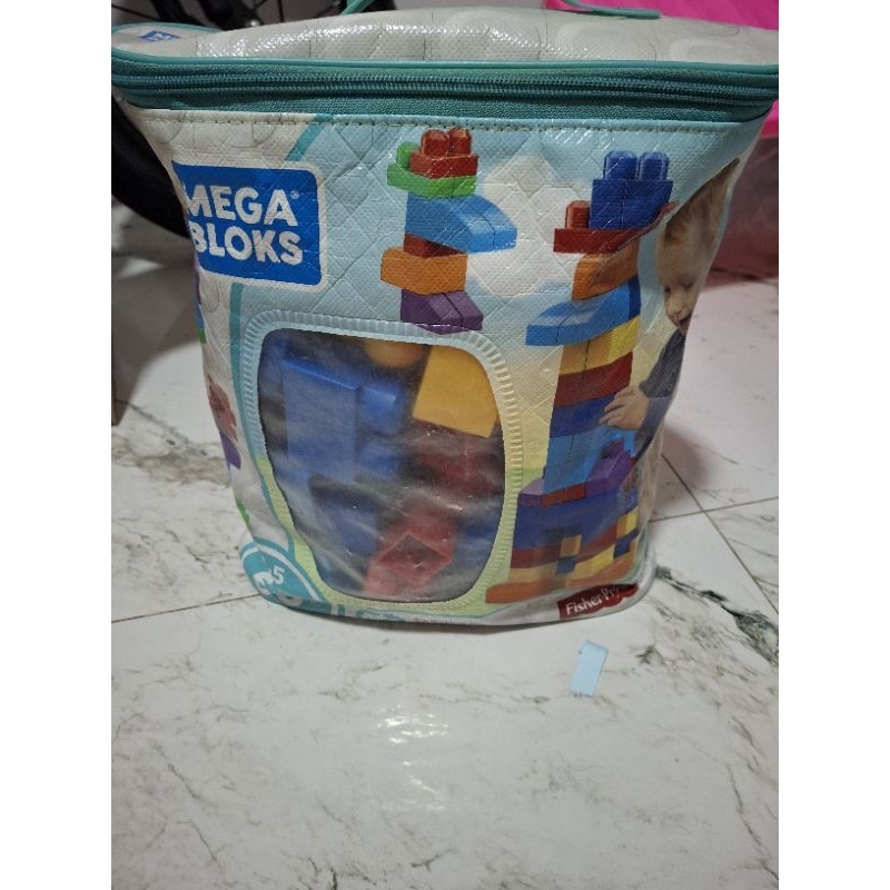 mega block preloved 60 pieces.