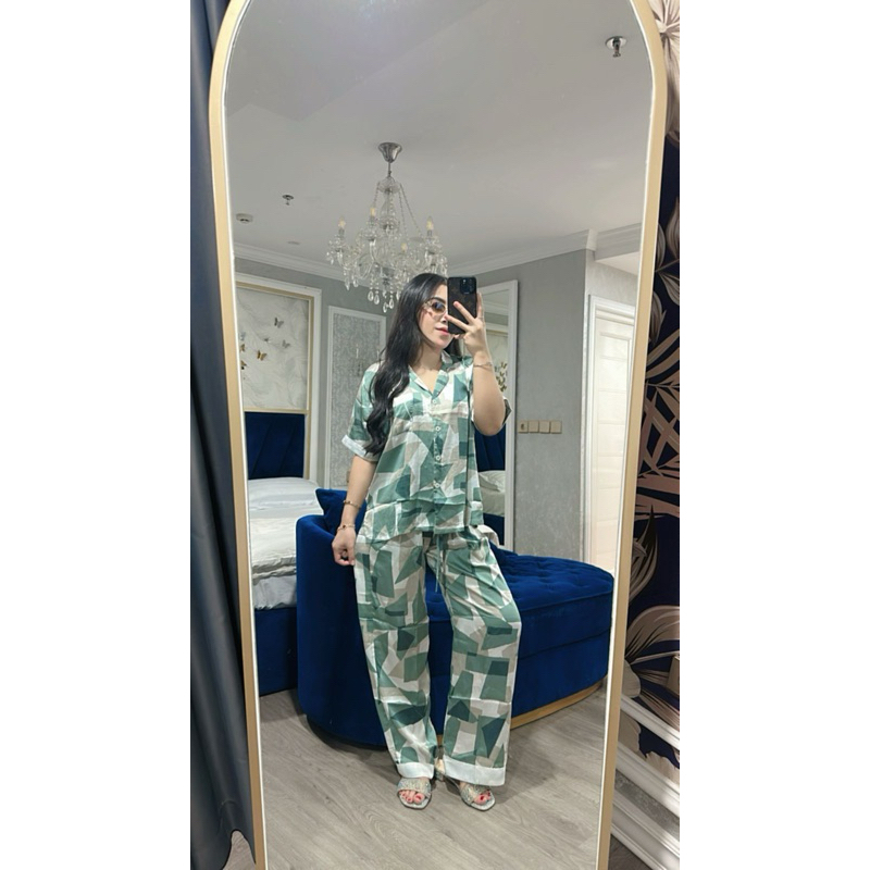 Piyama SATIN SILK (PREMIUM)- Baju tidur  wanita motif Abstrak sage