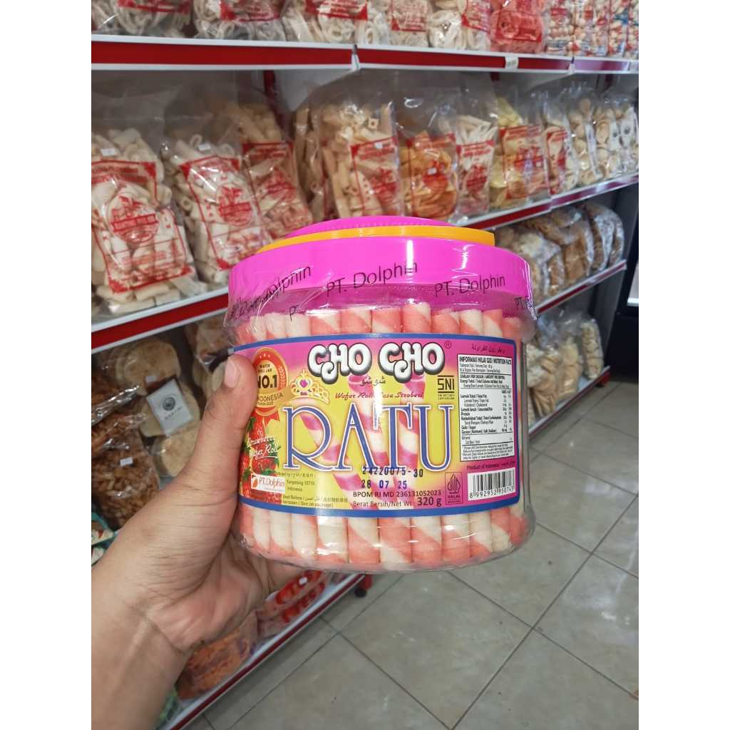 

Cho Cho Wafer Stick rasa strawberry toples 320 gr