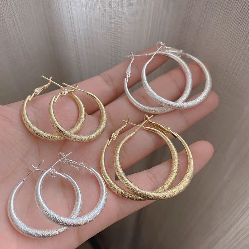 Anting Bulat Besar Hoops Fashion Wanita Anting Hoops A02