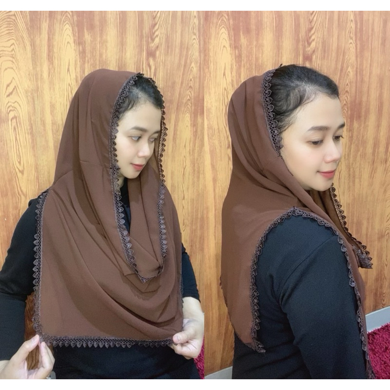 kerudung hijab instan menter yeni wachid belah samping