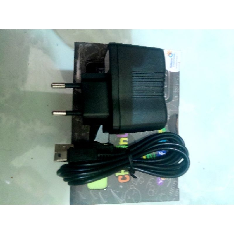 CHARGER USB 5V-400mA CHARGER NEOFONE NEW