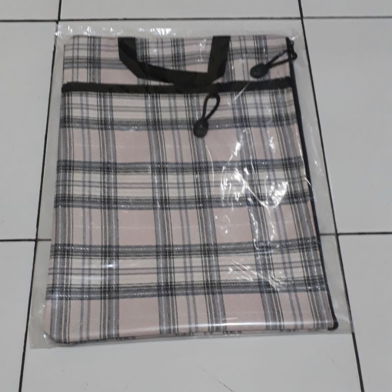 

Tas Serbaguna / Tas File / Tas Buku