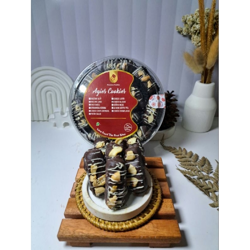 

KUE KERING CHOCO GLASUR