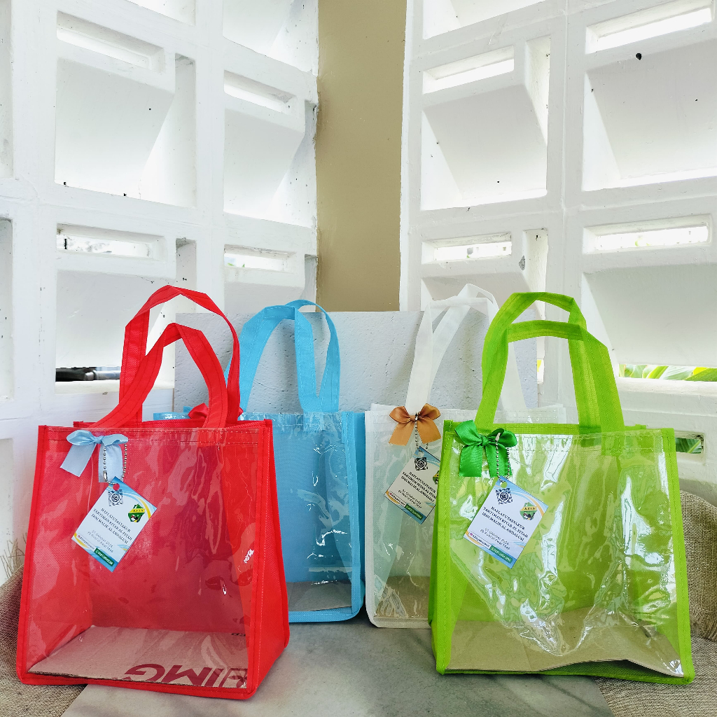 

TAS MIKA WARNA SOUVENIR (RANDOM)