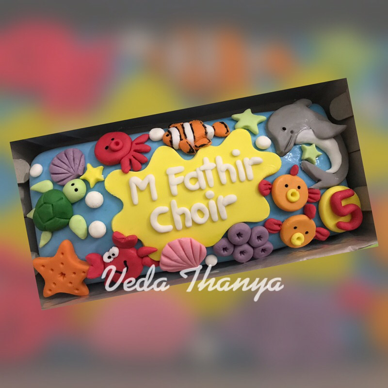 

cake ultah / gift / kue ulang tahun/ kue murah/ hadiah/ kue fondant / kue ultah